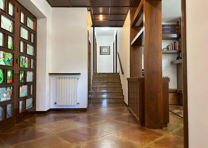 Апартаменти Anna *